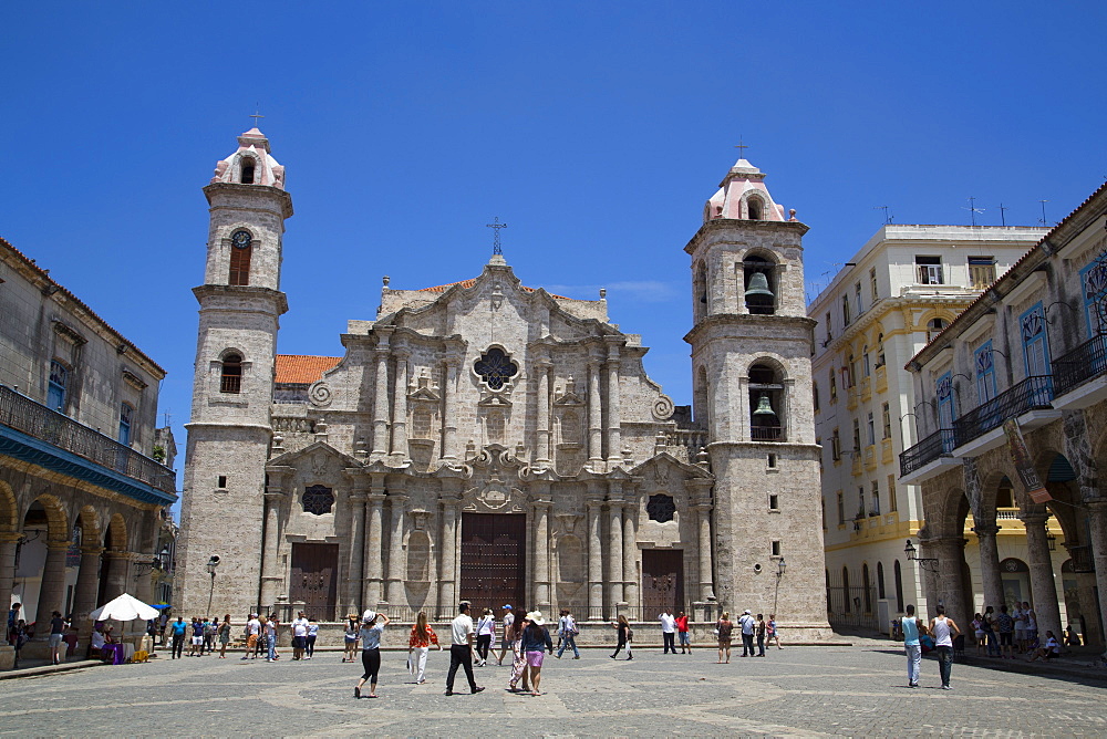 Cathedral de San Cristobal, La Habana Vieja, UNESCO World Heritage Site, Havana, Cuba, West Indies, Central America