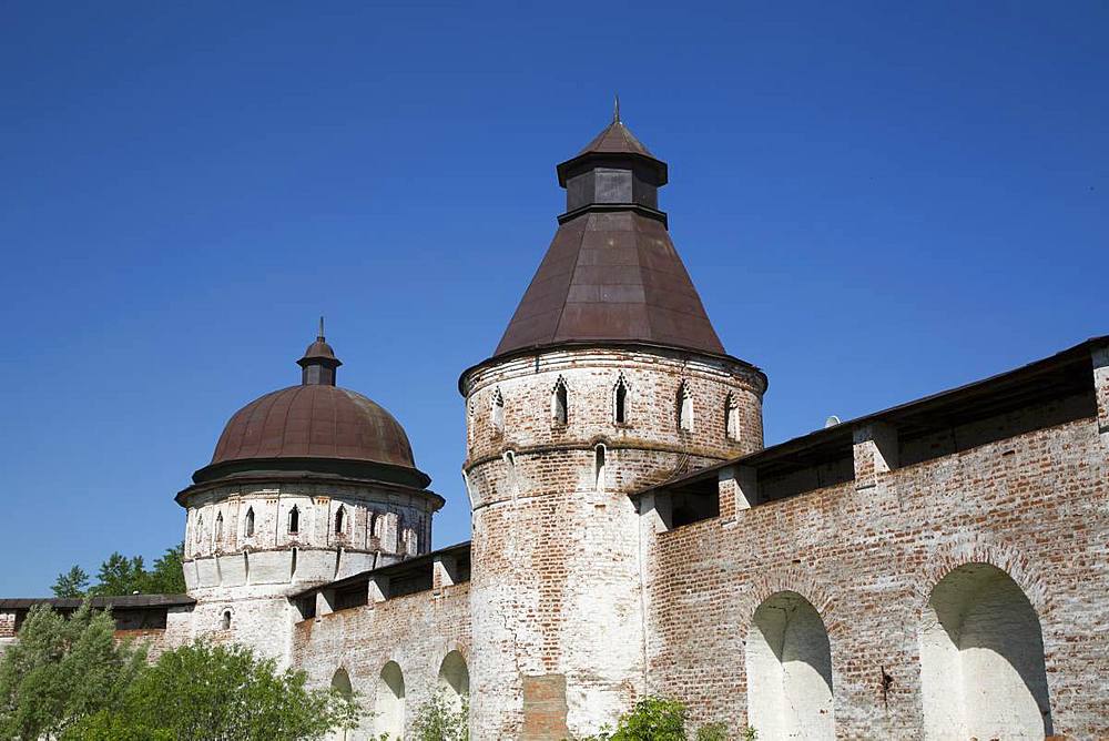 Towers and Walls, Boris and Gleb Monastery, Borisoglebsky, Golden Ring, Yaroslavl Oblast, Russia, Europe