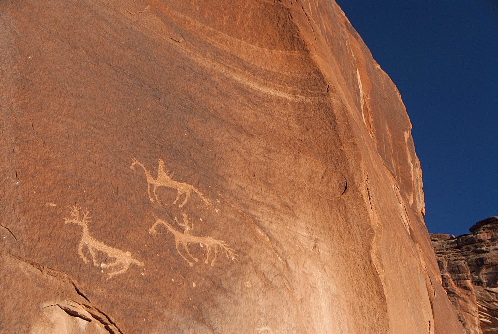 Canyon de Chelly National Monument, Standing Rock Petroglyphs, Arizona, United States of America, North America