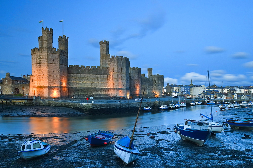 Caernarfon Castle, Caernarfon, UNESCO World Heritage Site, Gwynedd, Wales, United Kingdom, Europe