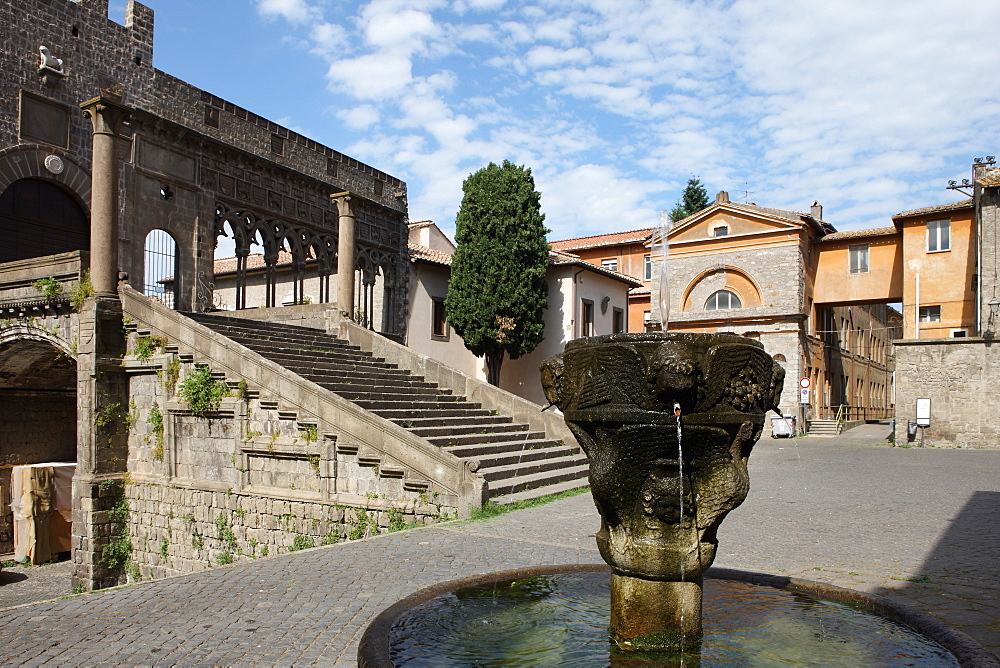 Fountain and  terrace of the Pope's Palace in Viterbo, Lazio, Italy, Europe