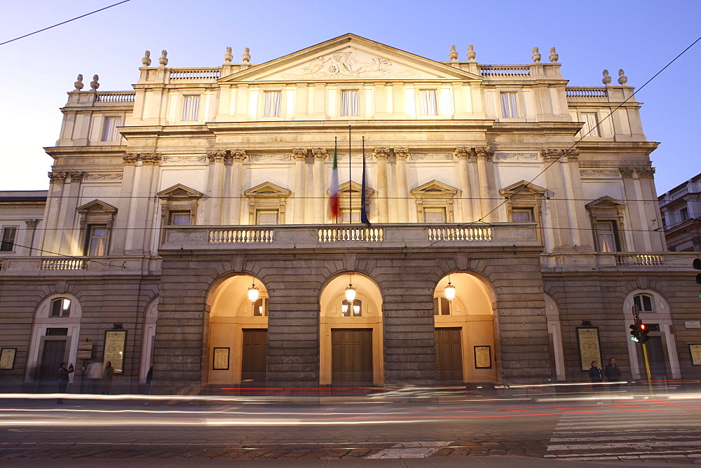 Teatro Alla Scala at dusk, Milan, Lombardy, Italy, Europe