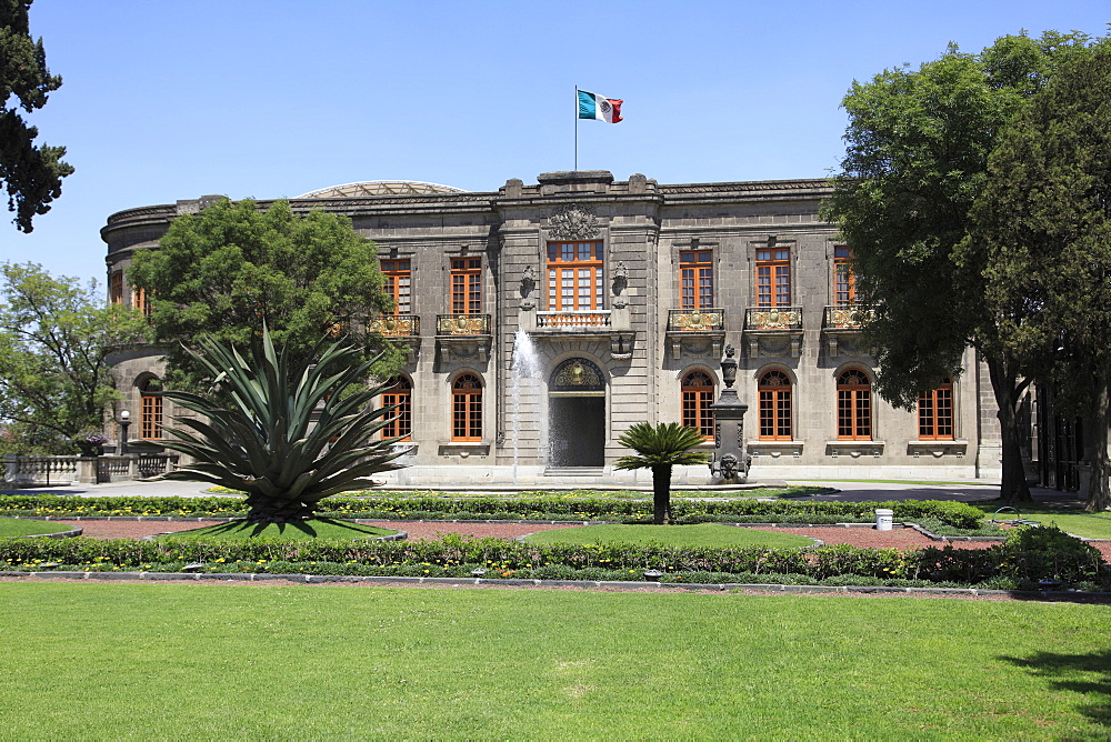 El Castillo de Chapultepec (Chapultepec Castle), Chapultepec Park, Chapultepec, Mexico City, Mexico, North America