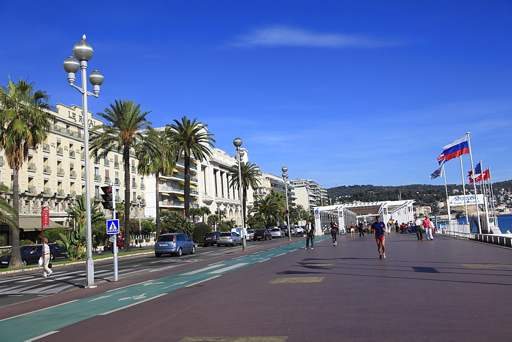 Promenade des Anglais, Nice, Alpes Maritimes, Cote d'Azur, French Riviera, Provence, France, Europe