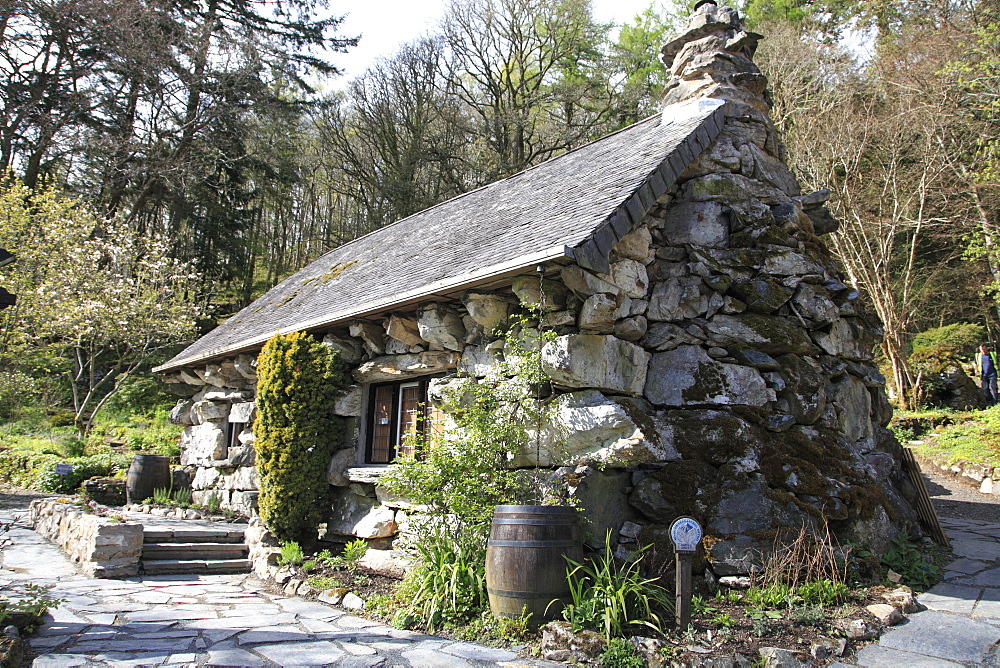 The Ugly House, Ty Hyll, Snowdonia National Park, Snowdonia, North Wales, Wales, United Kingdom, Europe