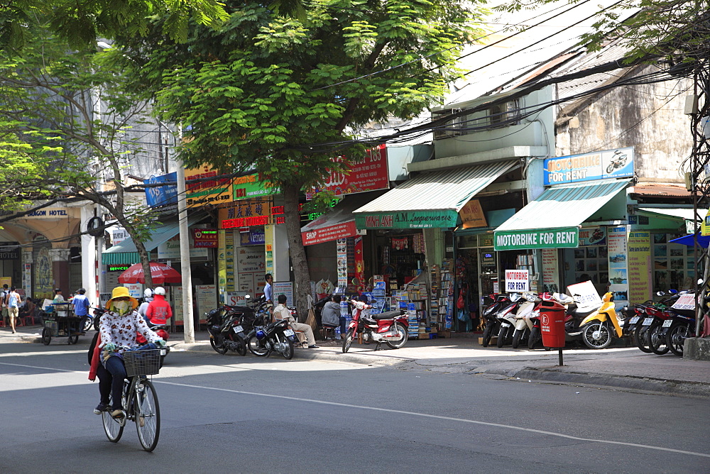 Pham Ngu Lao, Backpacker District, Ho Chi Minh City (Saigon), Vietnam, Indochina, Southeast Asia, Asia 