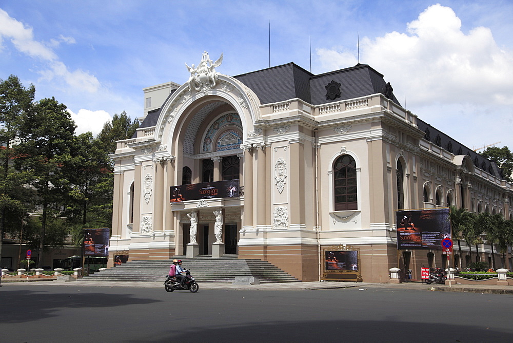 Municipal Theatre, Opera House, Ho Chi Minh City (Saigon), Vietnam, Indochina, Southeast Asia, Asia 