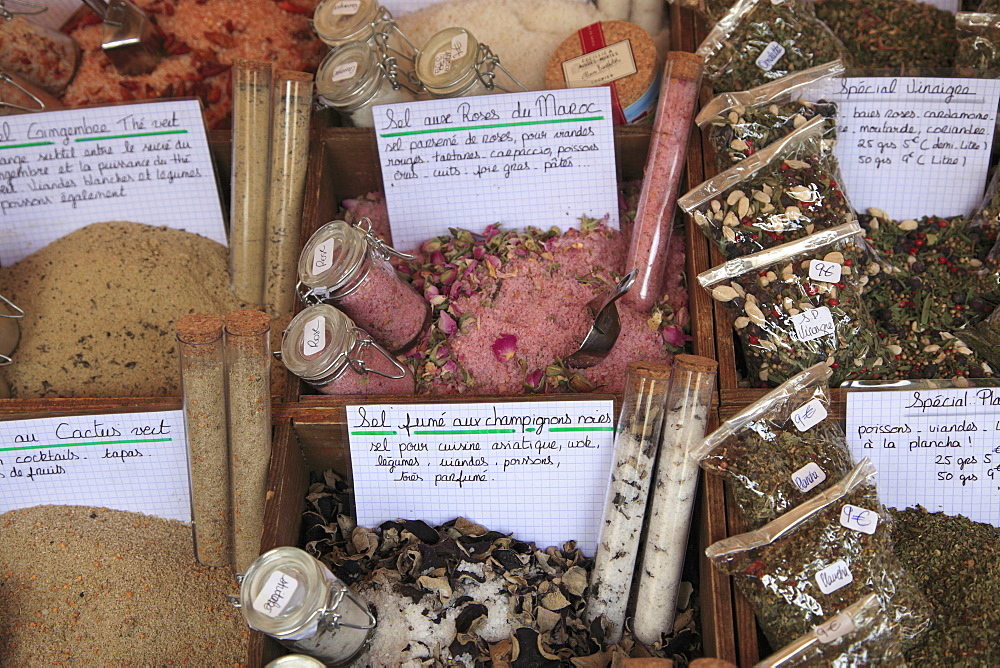 Spices, Market, Cours Saleya, Old Town, Nice, Alpes Maritimes, Provence, Cote d'Azur, French Riviera, France, Europe