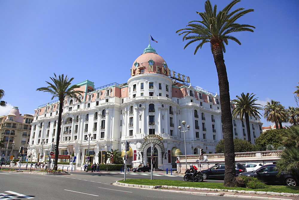 Hotel Negresco, Promenade des Anglais, Nice, Cote d'Azur, Alpes Maritimes, Provence, French Riviera, France, Europe