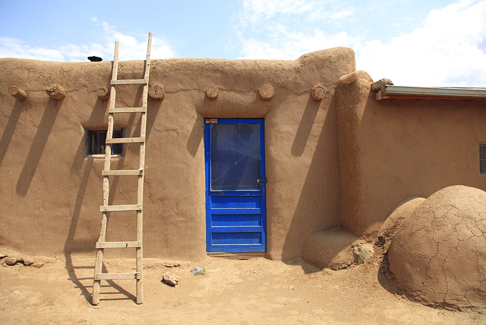 Taos Pueblo, UNESCO World Heritage Site, Taos, New Mexico, United States of America, North America