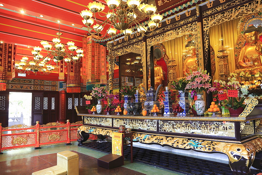 The Main Shrine Hall of Buddha, Po Lin Monastery, Hong Kong, China, Asia