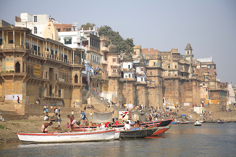 Ghats, Varanasi, Uttar Pradesh, India, Asia