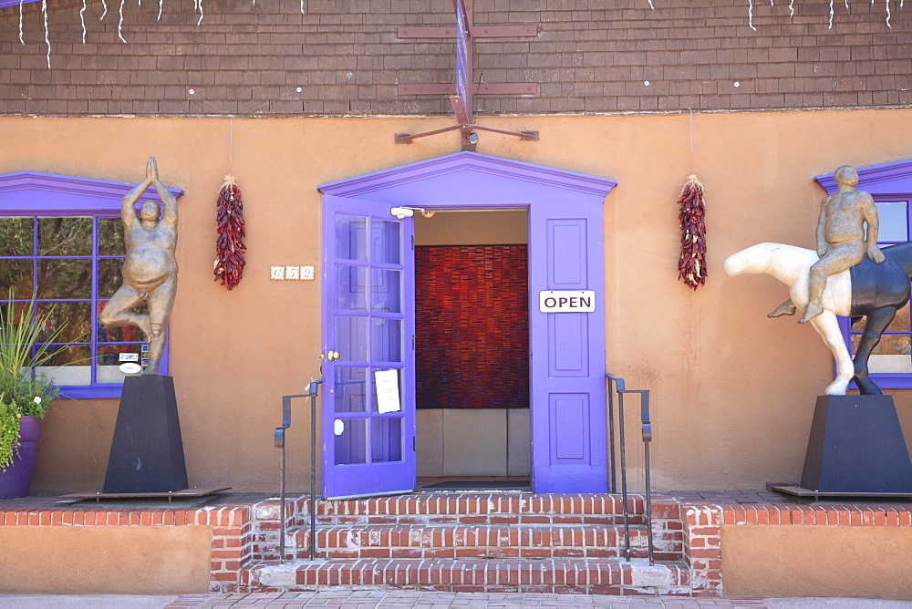 Art Gallery, Canyon Road, Santa Fe, New Mexico, United States of America, North America