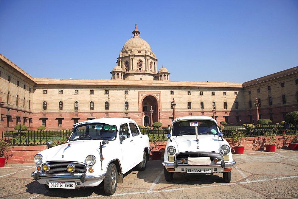 Ambassador cars, Secretariat North Block, offices for government ministers, New Delhi, India, Asia