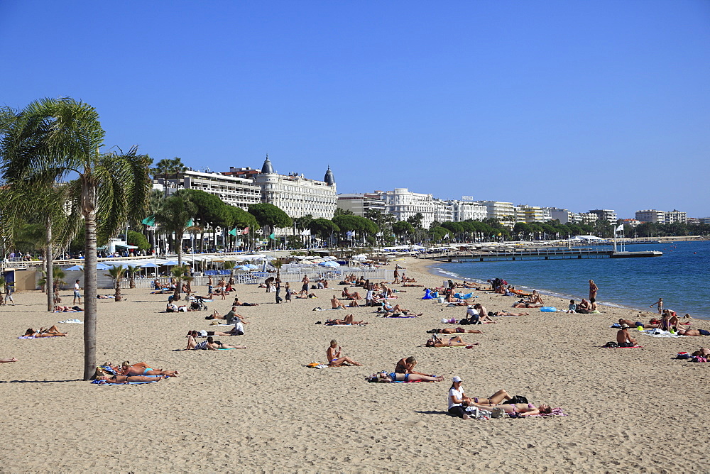 Beach, La Croisette, Cannes, Alpes Maritimes, Provence, Cote d'Azur, French Riviera, France, Mediterranean, Europe