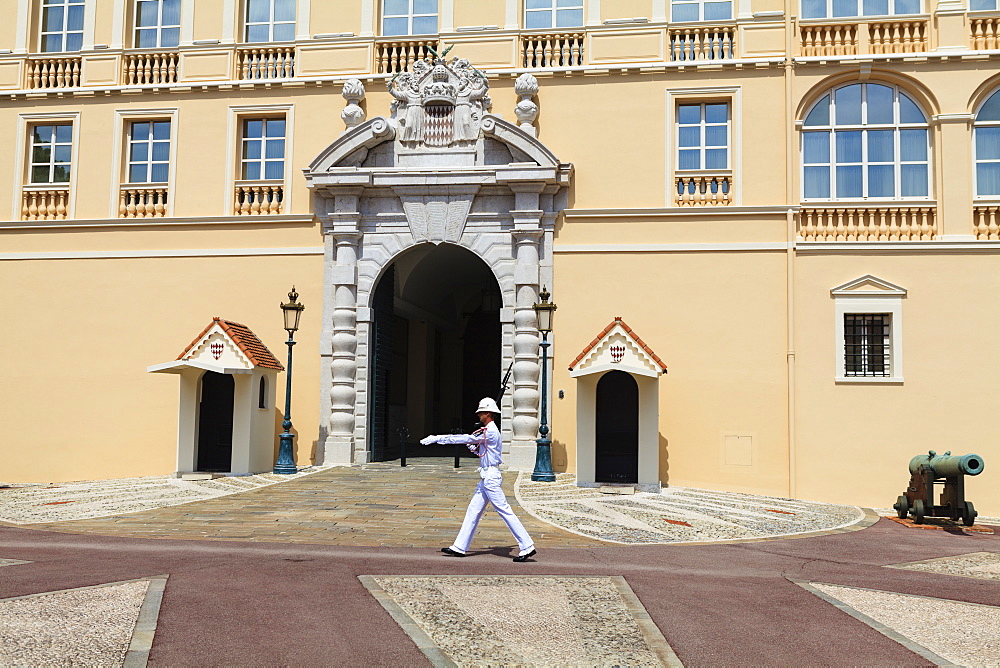 Palace guard, Palais Princier, Monaco-Ville, Monaco, Europe