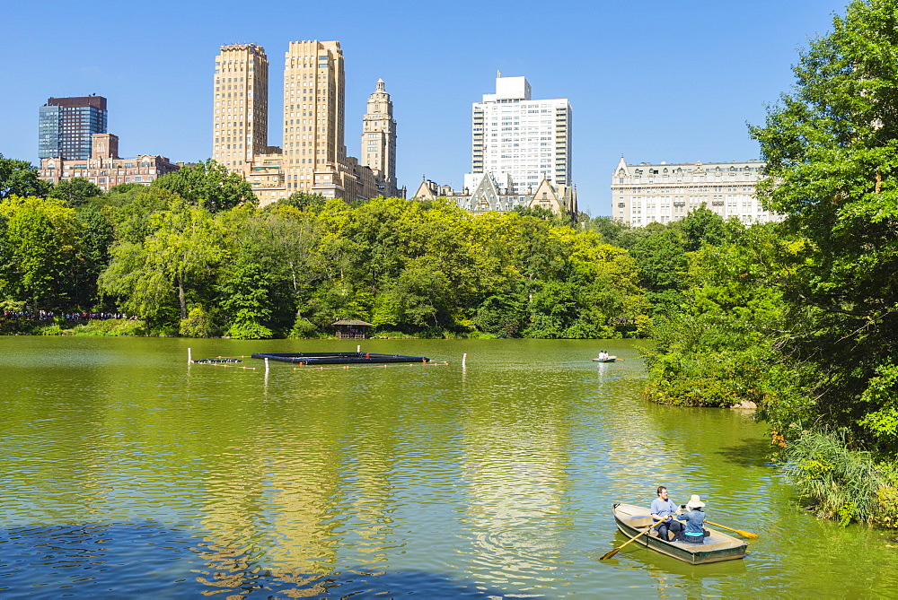 Boating on The Lake, Central Park, Manhattan, New York City, New York, United States of America, North America