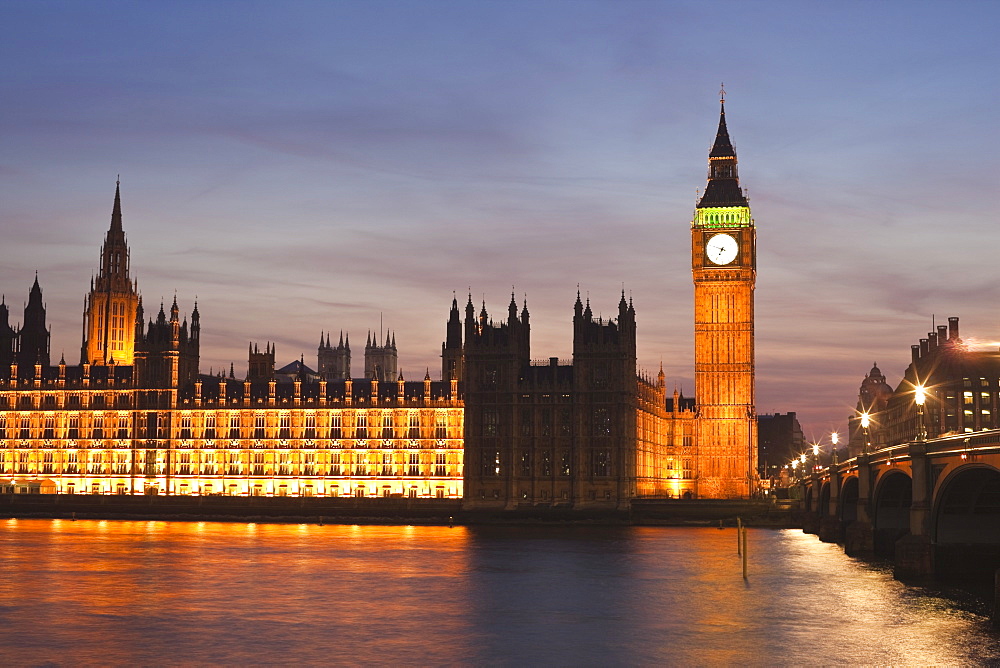 The Houses of Parliament, Big Ben and Westminster Bridge at dusk, UNESCO World Heritage Site, Westminster, London, England, United Kingdom, Europe