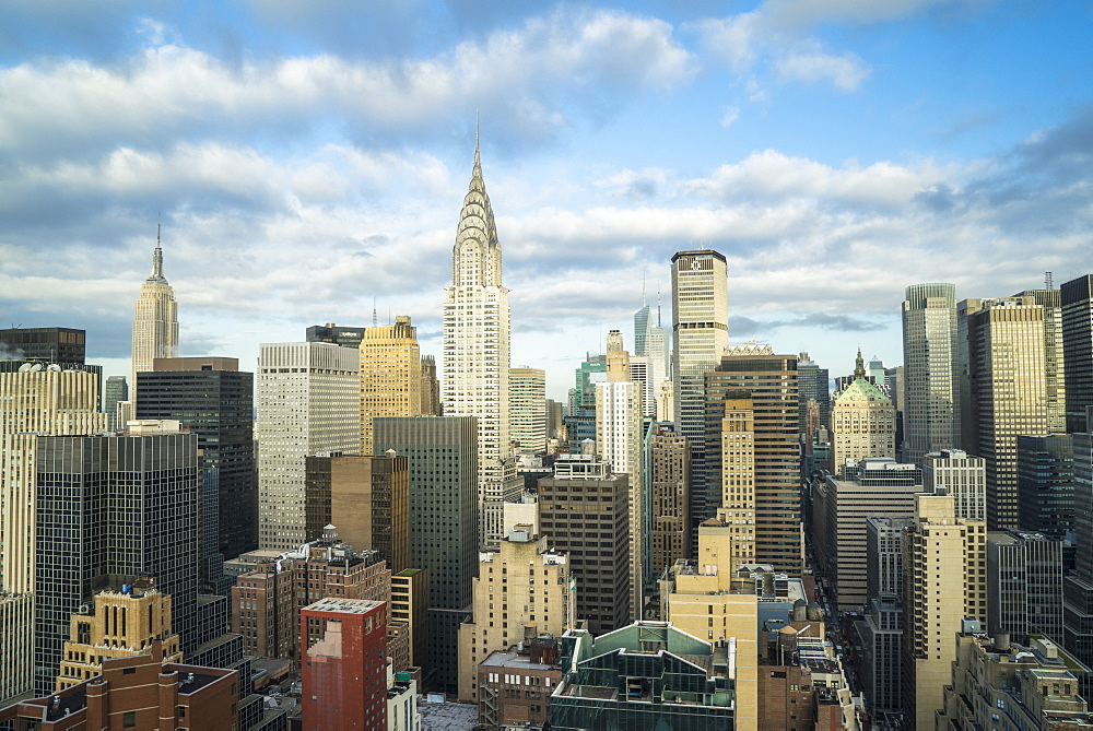 Manhattan skyscrapers including the Empire State Building and Chrysler Building, Manhattan, New York City, New York, United States of America, North America