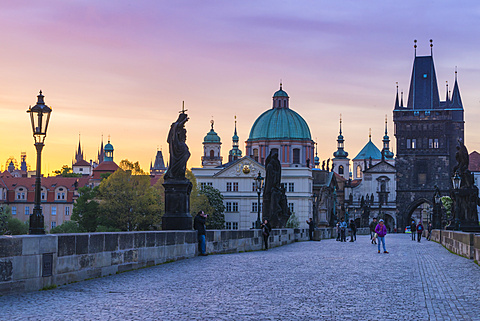 Sunrise on Charles Bridge, UNESCO World Heritage Site, Prague, Czech Republic, Europe