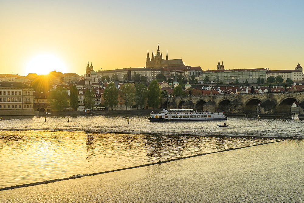 Royal Palace and St. Vitus's Cathedral at sunset, Prague, Czech Republic, Europe