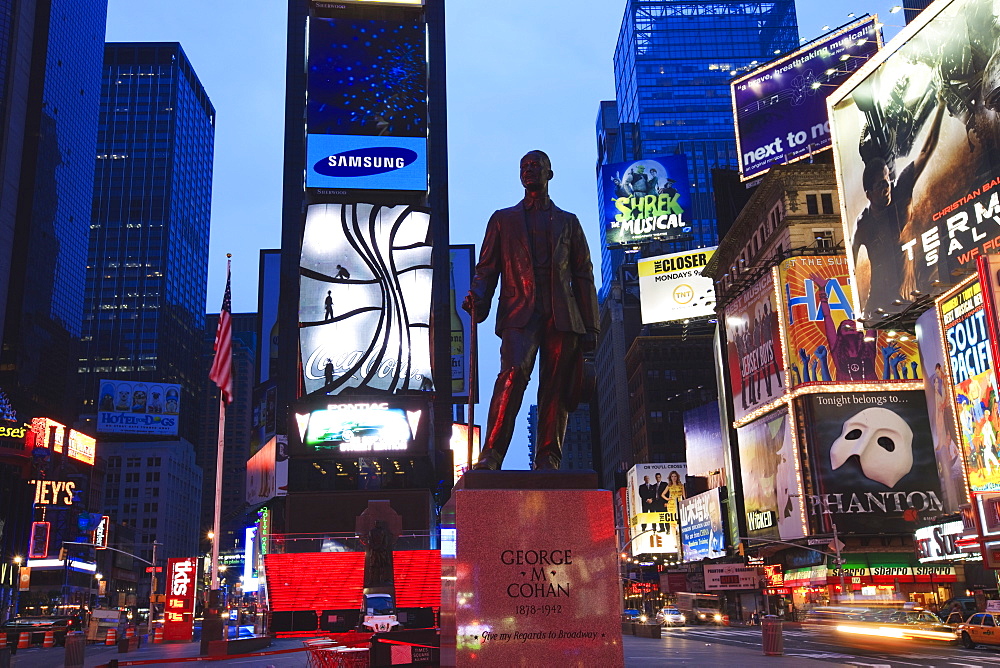 Statue of George M. Cohan, composer of Give My Regards to Broadway, Times Square at dusk, Manhattan, New York City, New York, United States of America, North America