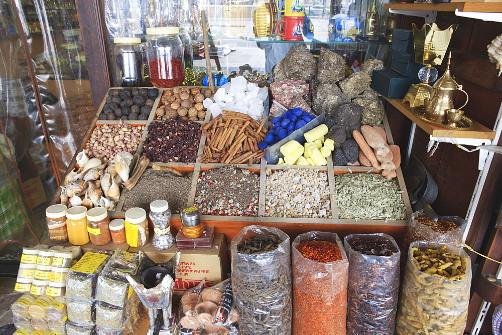 Spices for sale in the Spice Souk, Deira, Dubai, United Arab Emirates, Middle East