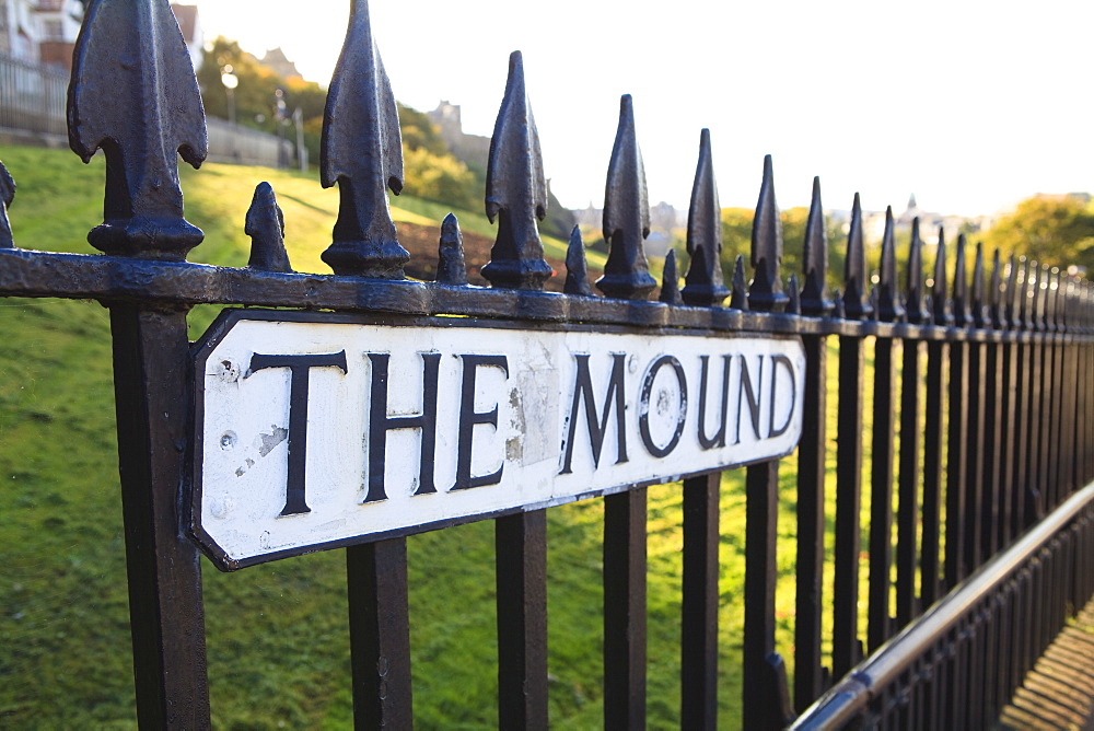 The Mound, Edinburgh, Lothian, Scotland, United Kingdom, Europe