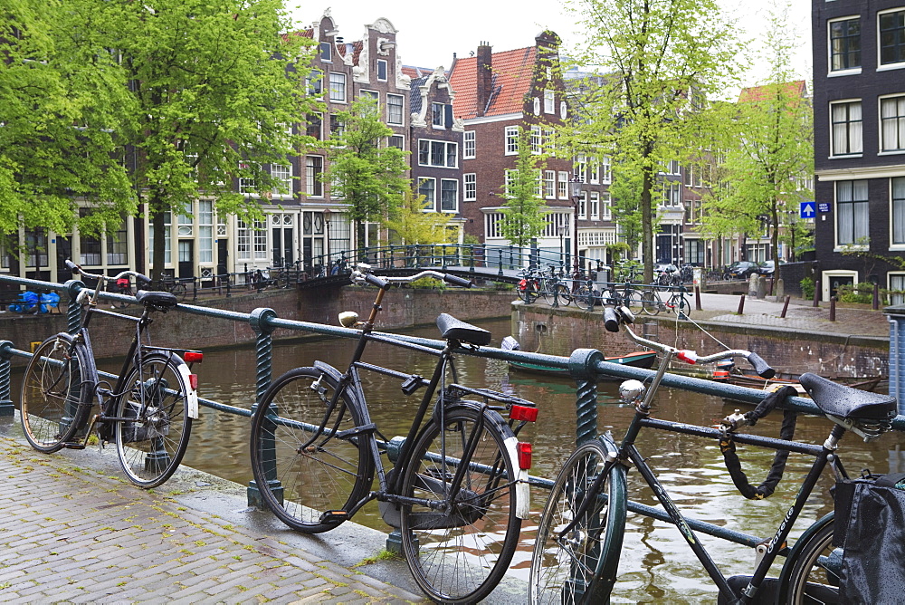 Bicycle, Brouwersgracht, Amsterdam, Netherlands, Europe