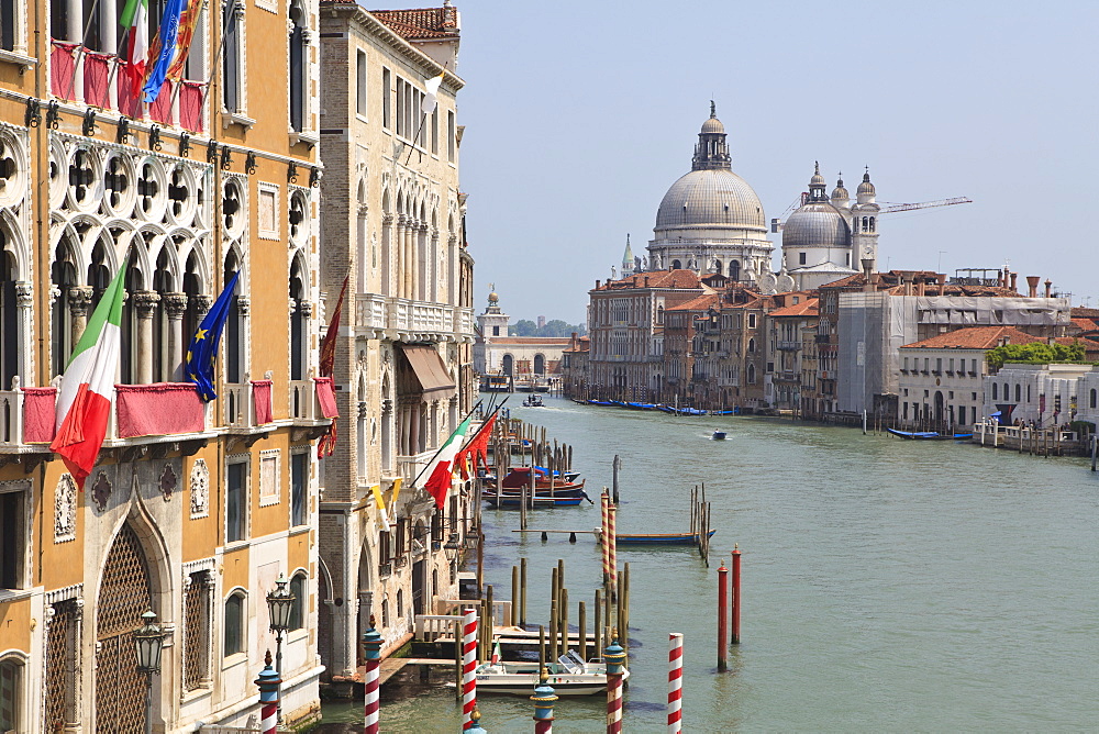 The Grand Canal and the domed Santa Maria Della Salute, Venice, UNESCO World Heritage Site, Veneto, Italy, Europe