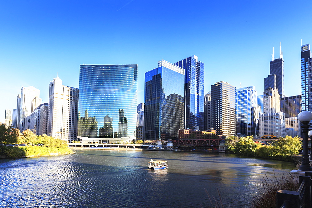 Skyscrapers follow the curve of the Chicago River, Chicago, Illinois, United States of America, North America