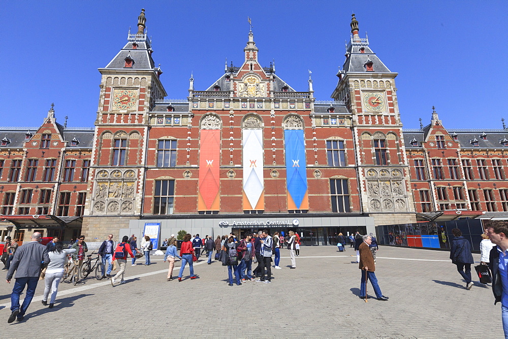 Central Train Station, Amsterdam, Netherlands, Europe 