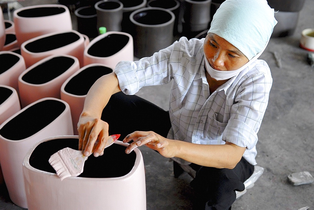 Worker in a pottery factory, Bat Trang, Vietnam, Indochina, Southeast Asia, Asia