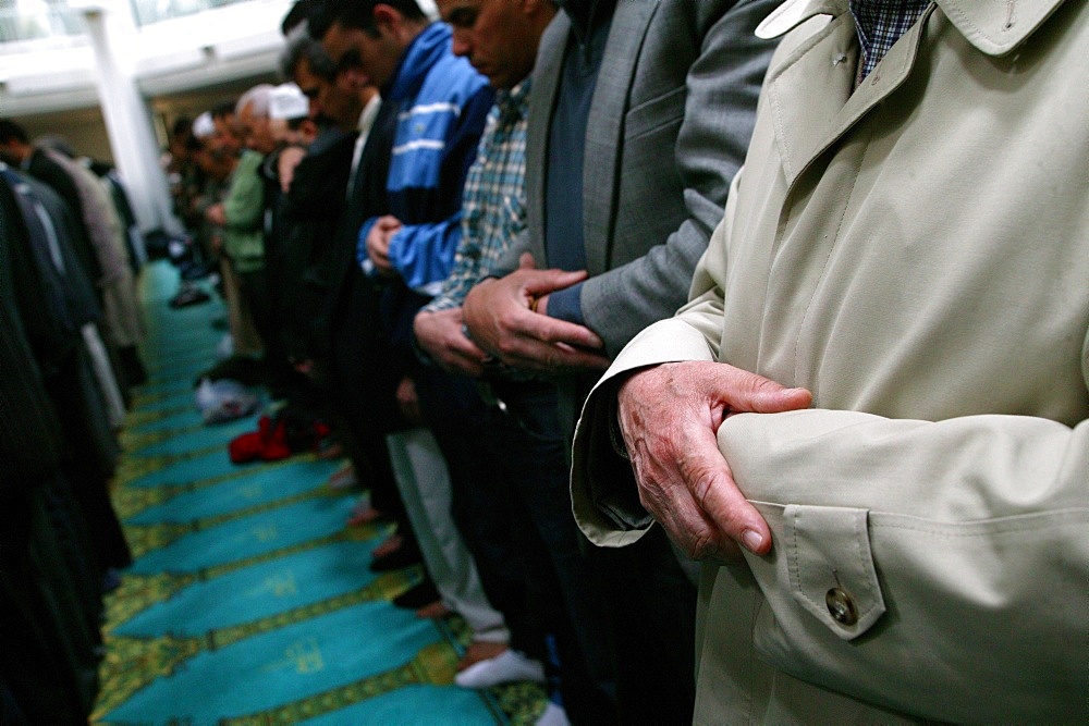 Prayers at the Lyon Great Mosque, Lyon, Rhone, France, Europe