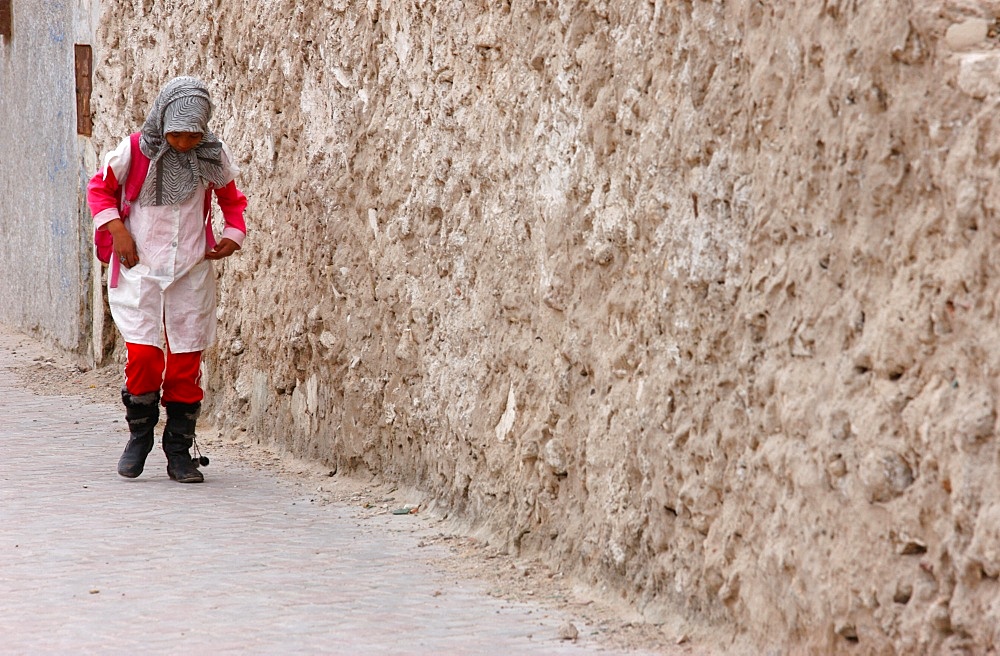 Schoolgirl, Essaouira, Morocco, North Africa, Africa