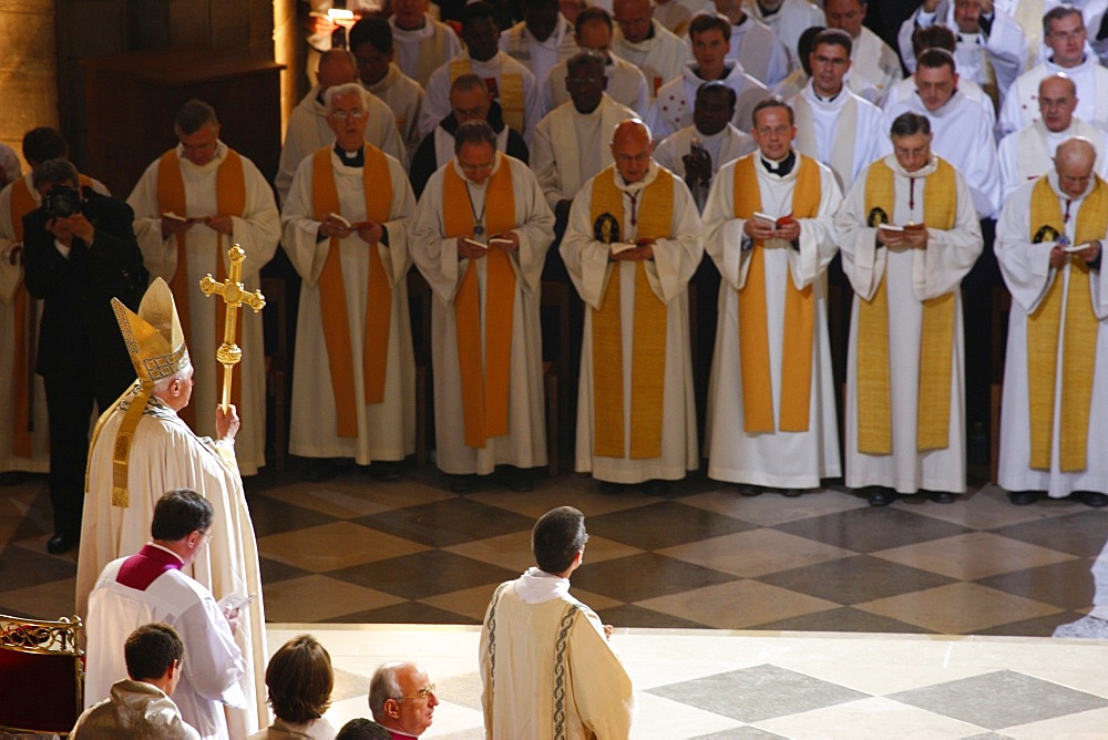 Pope Benedict XVI at Notre Dame cathedral, Paris, France, Europe