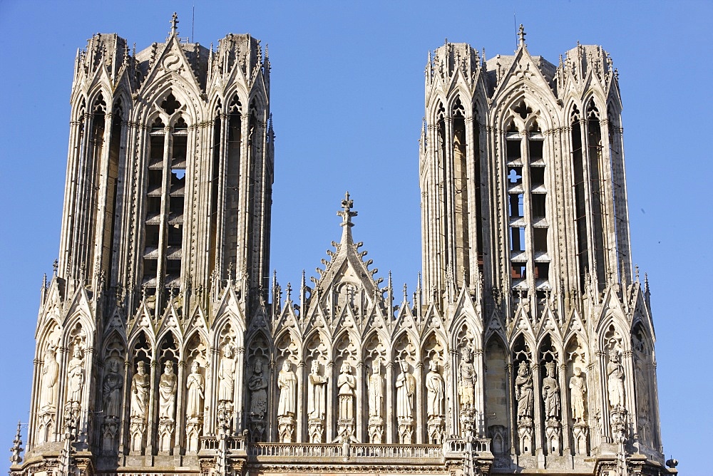 Towers and Kings' Gallery, Reims Cathedral, Reims, Marne, France, Europe