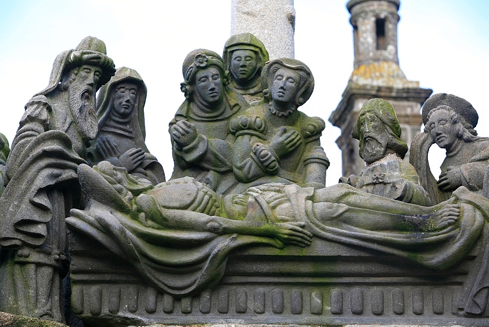 Entombment, a scene from the Life of Jesus on the Guimiliau calvary, Guimiliau, Finistere, Brittany, France, Europe