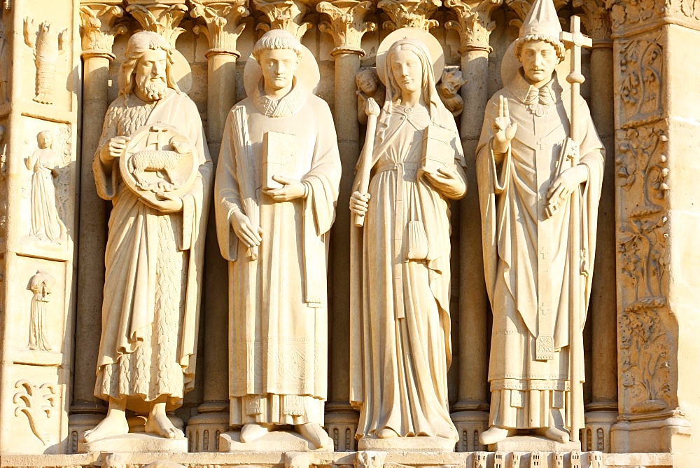 St. John the Baptist, St.-Etienne, Ste. Genevieve and Pope St. Sylvester, Virgin's Gate, west front, Notre Dame Cathedral, UNESCO World Heritage Site, Paris, France, Europe