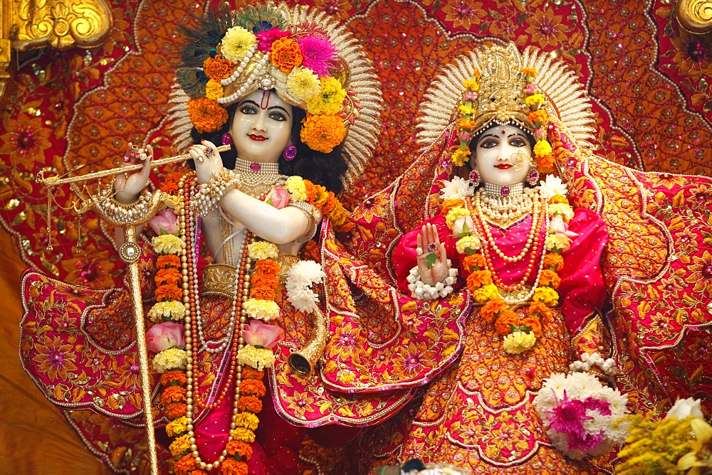 Statues of Krishna and Rada, Bhaktivedanta Manor temple, Watford, Hertfordshire, England, United Kingdom, Europe