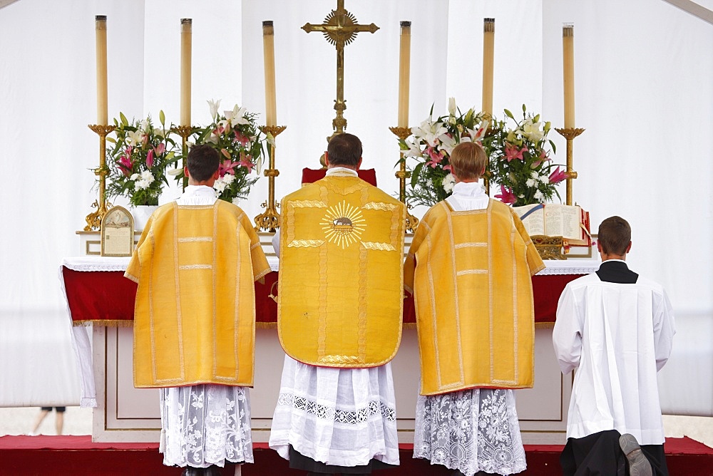 Mass on Place Vauban at the end of a traditional Catholic pilgrimage organised by Saint Pie X Fraternity, Paris, France, Europe