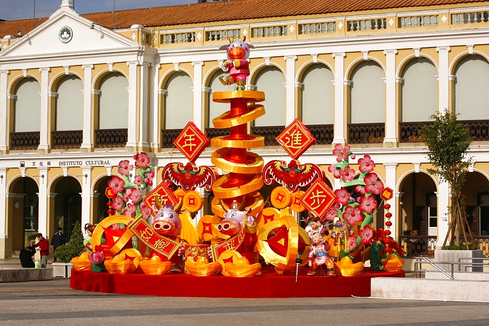 Chinese New Year float on Leal Senado Square, Macao, China, Asia