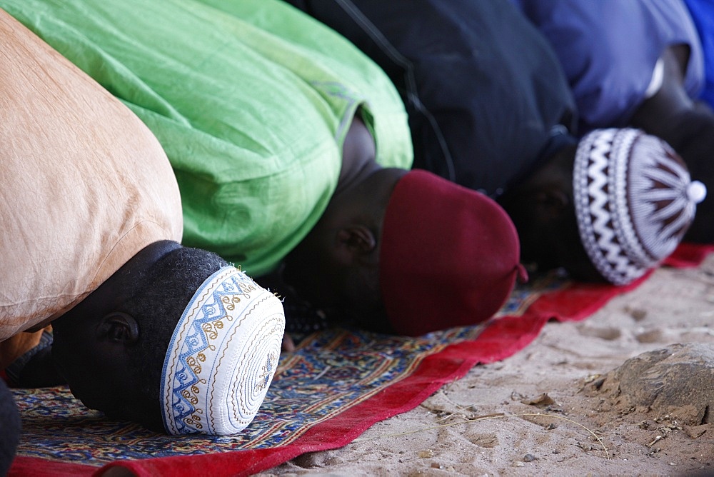 Friday prayers, Abene, Casamance, Senegal, West Africa, Africa