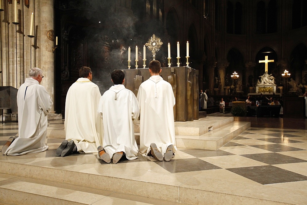 Holy sacrament adoration in Notre Dame de Paris cathedral, Paris, France, Europe