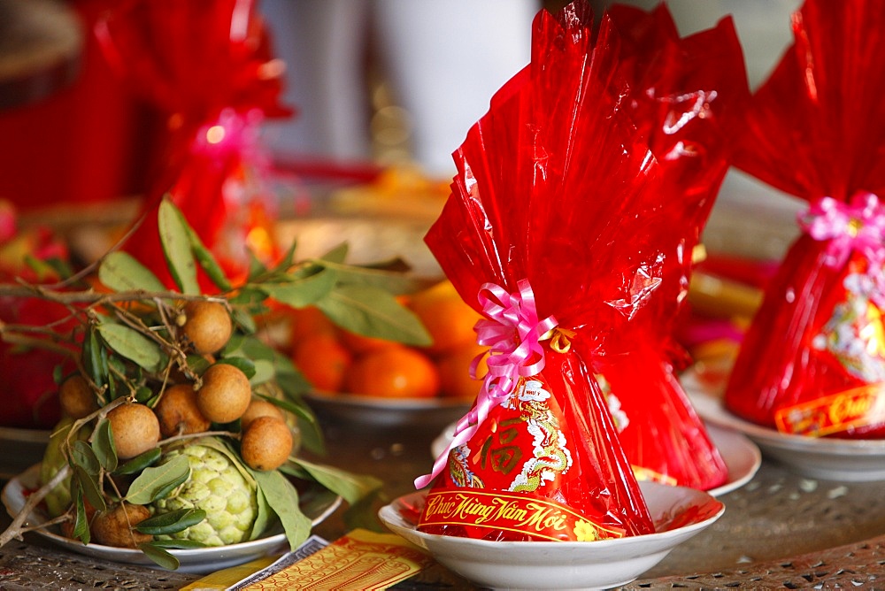 Chinese New Year offerings, Ho Chi Minh City, Vietnam, Indochina, Southeast Asia, Asia