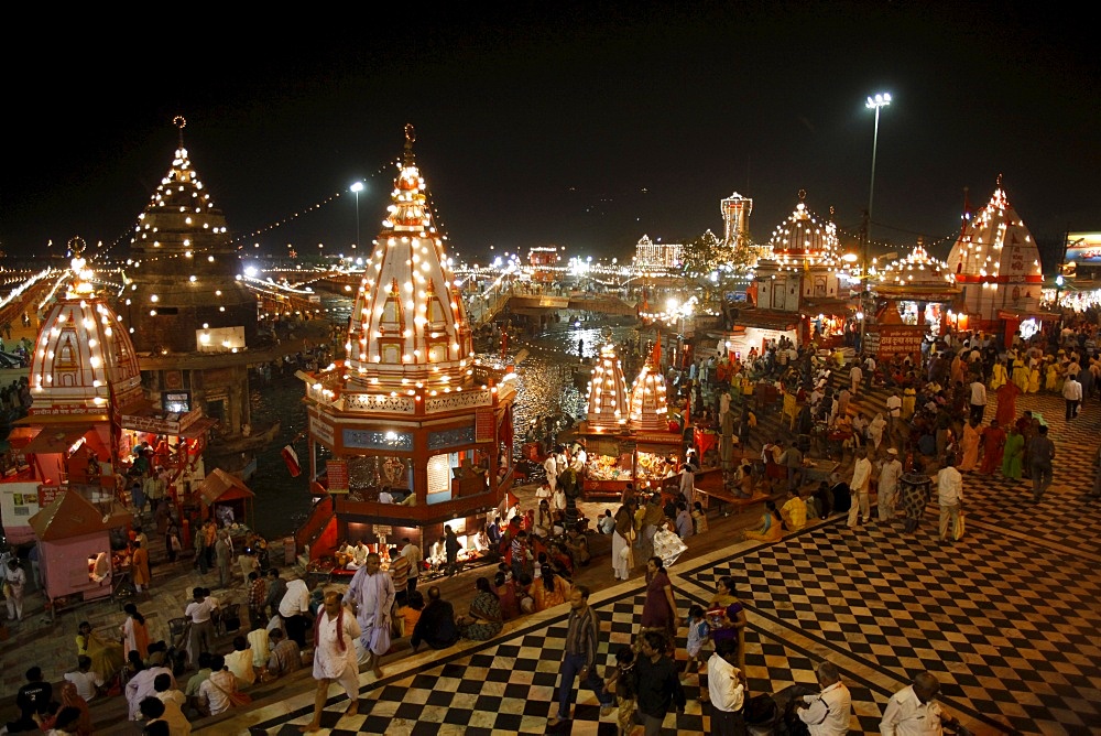 Har-ki-Pauri lit up at night during the Kumbh Mela, Haridwar, Uttarakhand, India, Asia