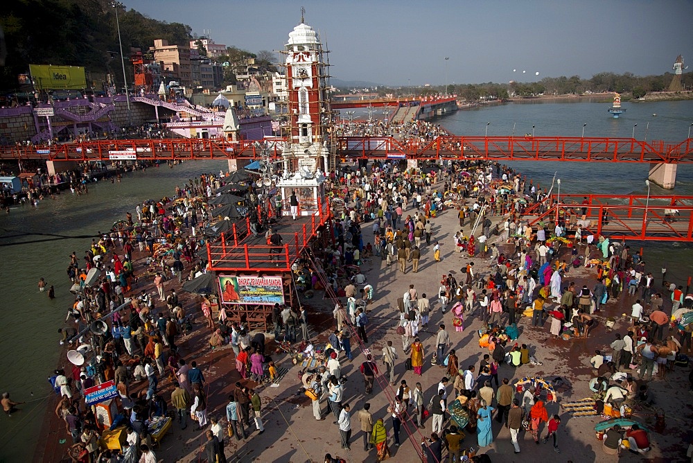 Holy ghat of Har Ki Pauri in Haridwar during Kumbh Mela in 2010, Haridwar, Uttarkhand, India, Asia