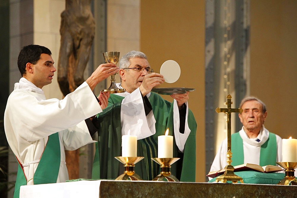 Catholic Eucharist celebration, Paris, France, Europe