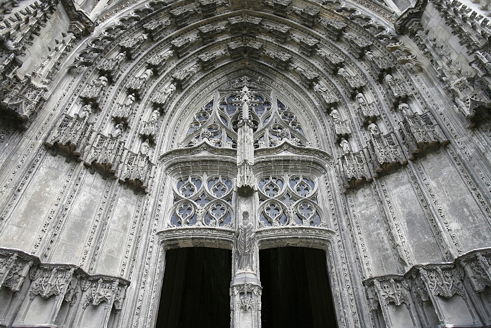 St. Gatien Cathedral door, Tours, Indre-et-Loire, France, Europe