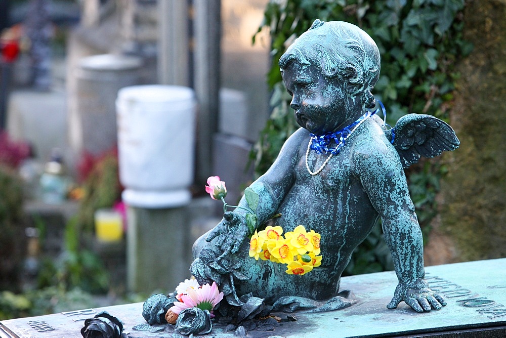 Child's grave, Vysehrad Cemetery, Prague, Czech Republic, Europe